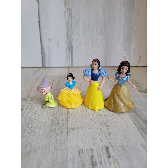 Snowwhite princess dopey dwarf play set variety glitter - Picture 2 of 7